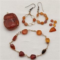 Amber Bracelet & Pendant