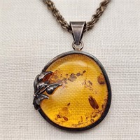 Amber Silver Pendant & Necklace
