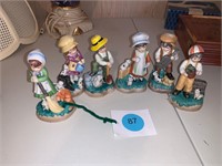CUTE VINTAGE COLLECTIBLE FIGURINES