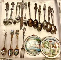 COLLECTOR SPOONS & PLATES