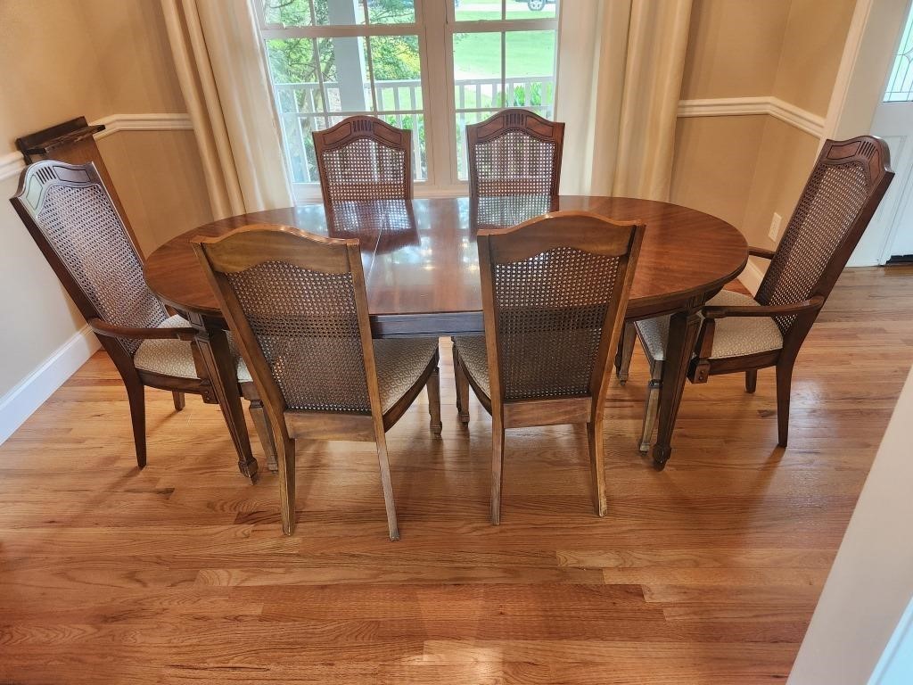 Beautiful Fruitwood Dining Table, Leaf & 6 Chairs