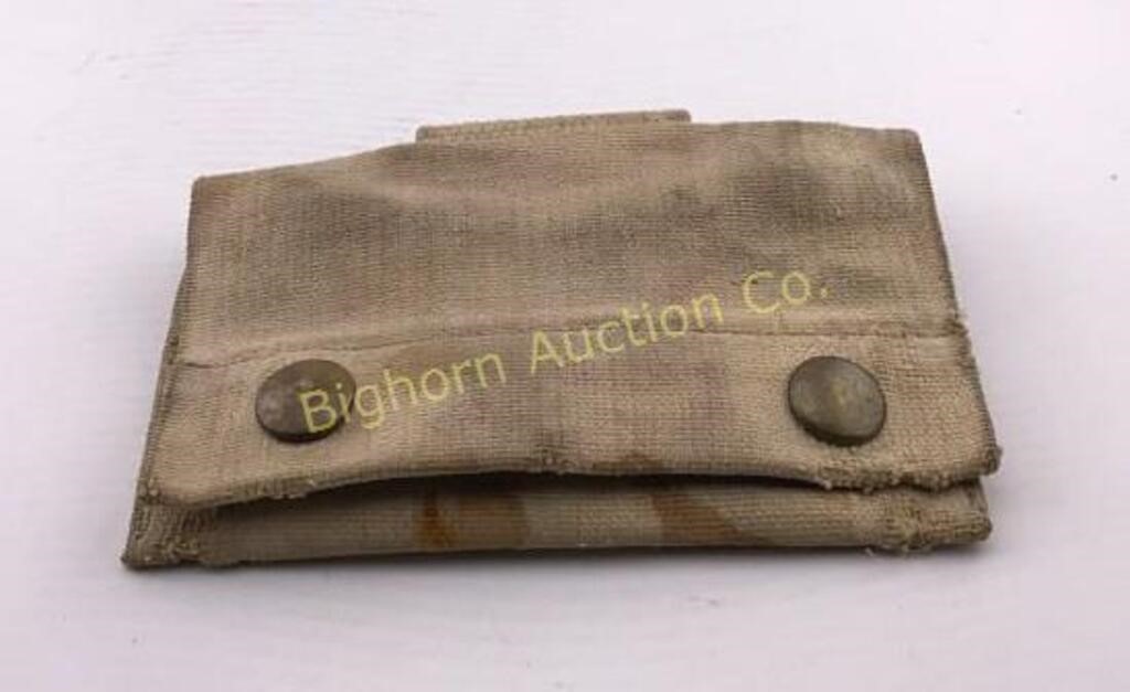 Rare White Military Pouch WWI / WWII?