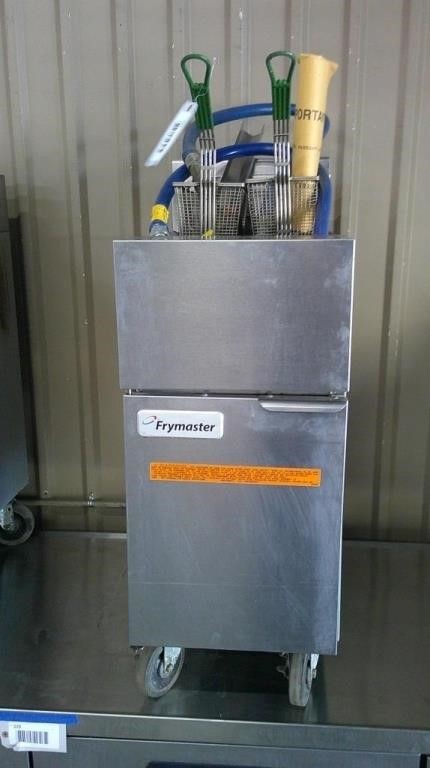 COMMERCIAL FRYMASTER FRYER - COMPLETE
