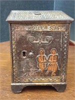 1882 Cast iron Roller safe. Has damage, no key