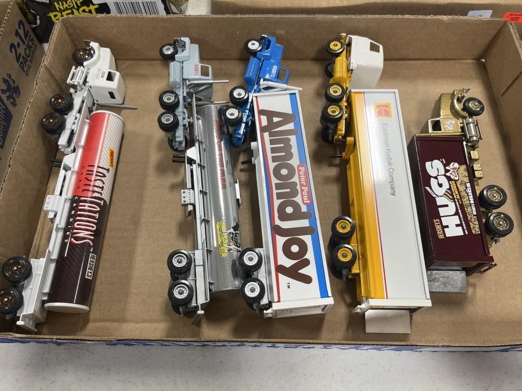 (5) Die-Cast Winross Trucks