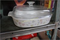 CORNING CASSEROLE WITH LID