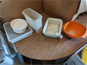 Assorted Tupperware & Other
