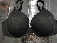 Used (Size 34DD) PINK black bra



S
