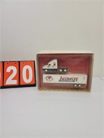 Winross Amway Advertising 1:64 Scale Diecast