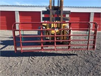 3-12ft gates & 1-10ft red gate