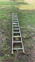 Extension ladder 24ft , 200 lb rating