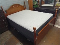 Queen Bed W/Beautyrest Mattress Set