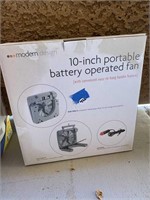 10 INCH PORTABLE BATTERY OPERATED FAN NEW IN BOX