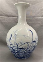 Porcelain Vase Blue / White Reed Design 13"