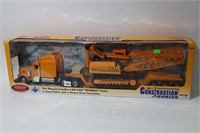 PETERBILT TRUCK, TRAILER AND EXCAVATOR 1/32