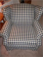 Plaid type upholstered arm chair