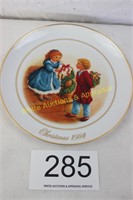 Avon 1984 Christmas Memories Series Plate