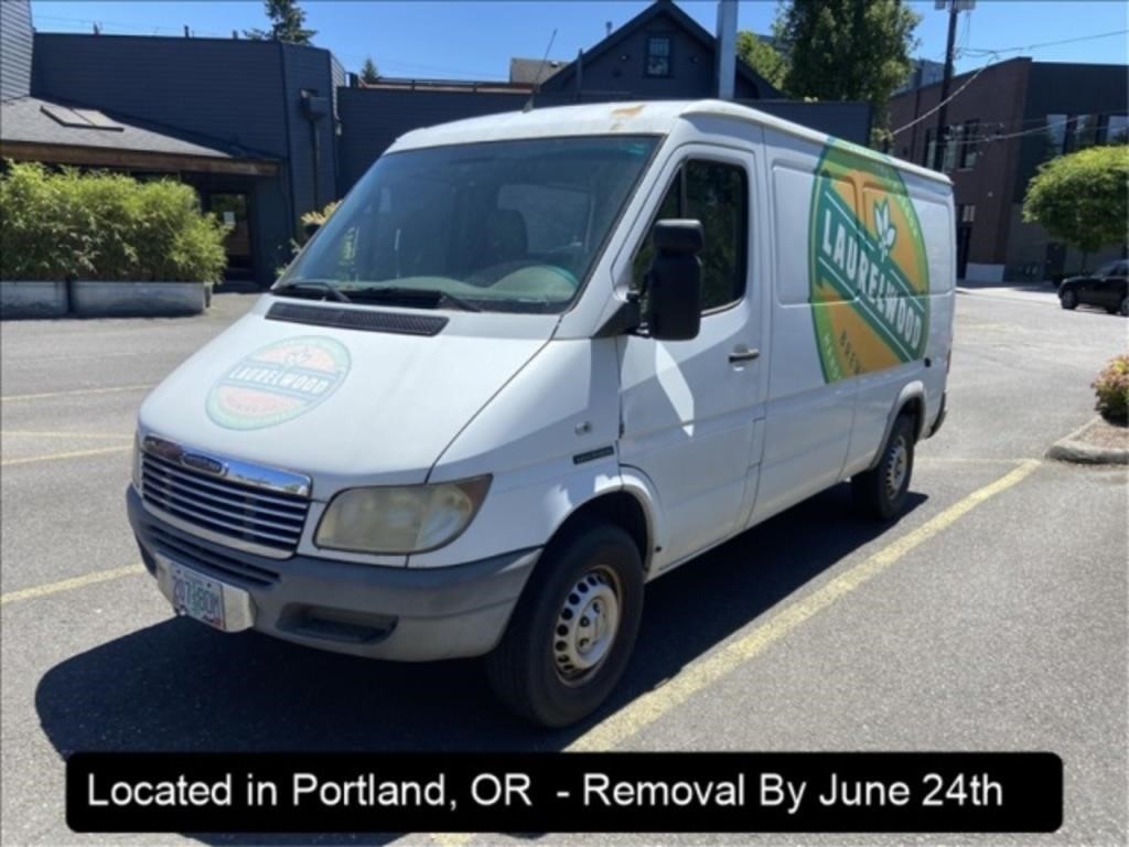 2004 FREIGHLINER SPRINTER 2500