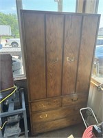 Dresser ( NO SHIPPING)