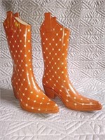 C9) size 6 rubber cowgirl boot style boots.