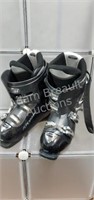 Atomic downhill ski boots with thermal skin, size