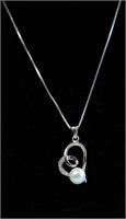 STERLING SILVER PEARL PENDANT /NECKLACE