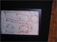 Group of freshwater pearls: necklaces,