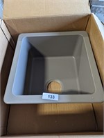Karran Concrete Color Quartz Sink - 16-5/8"