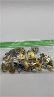 Misc Brooch Lot