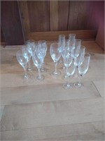 Set of wine glasses and champagne flutes 6 wine