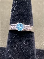 STERLING SILVER RING WITH NATURAL TOPAZ AND CZ