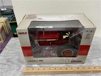 Ertl Case IH Farmall 806, Prestige Collection,1/16