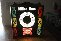 Miller High Life Lighted Clock Works!