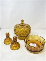4 Pieces of Amber Glassware