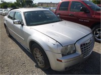 2010 CHRYSLER 300 REBUILT TITLE