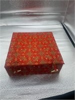 beautiful jewelry/coin box