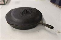 14" Cast Iron Skillet & Lid