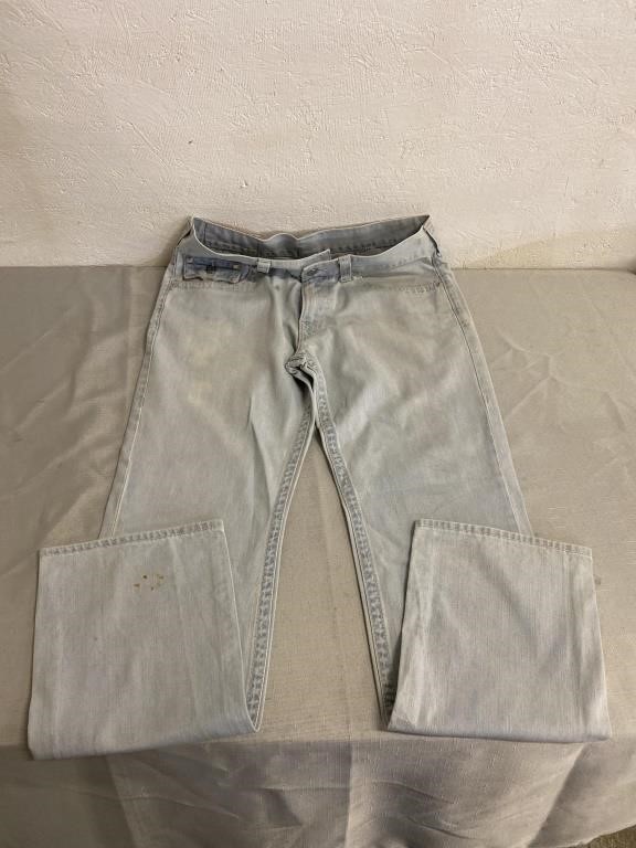 True Religion Jeans Waist 33