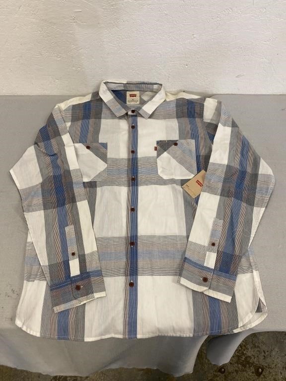 Levi’s Button Up Shirt Size XXL NWT