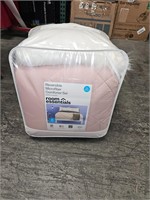 Pink/White Reversible Micro Fiber COmforter set