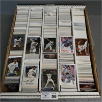 Large Lot of Assorted Baseball Cards