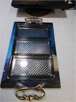 Stainless serving platter with 3 remove a