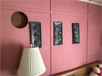 3 WALL ACCESSORY WALL PLAQUES