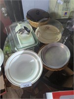 Glass pans, bowls & misc