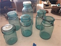 asst blue jars w/wire lids