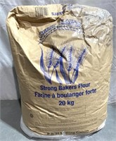Great Plains Strong Bakers Flour (hole In Bag, Bb