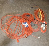 5 OUTDOOR EXTENSION CORDS - 1 IS BRAND NEW