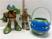 Teenage Mutant Ninja Turtles Lot- 1. 12