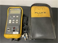 FLUKE 718 300G Pressure Calibrator w/Case