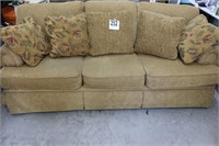 Sofa (Bldg 3)